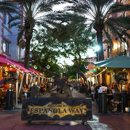 South Beach Steps To Ocean Drive Free Parking & Pet Friendly Маями Бийч Екстериор снимка
